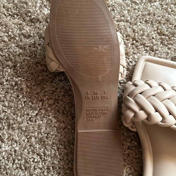 Primark Sandals beige - Picture 3 of 3